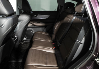 Подержанный автомобиль Chery Tiggo 8 Pro 2022 года (10 фото)