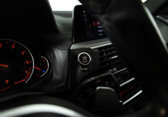 Подержанный автомобиль BMW X3 2021 года (18 фото)