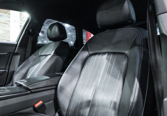 Подержанный автомобиль Audi A6 Wagon 2019 года (15 фото)