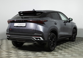 Подержанный автомобиль Omoda C5 2024 года (5 фото)