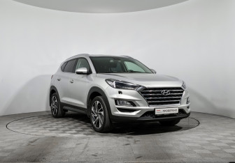 Подержанный автомобиль Hyundai Tucson 2019 года (3 фото)