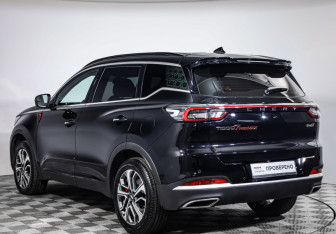 Подержанный автомобиль Chery Tiggo 7 Pro Max 2025 года (7 фото)