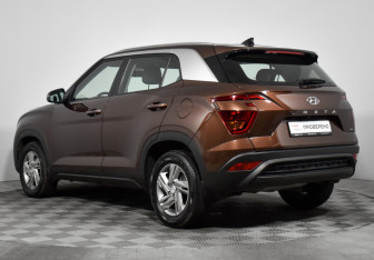 Подержанный автомобиль Hyundai Creta 2021 года (7 фото)