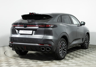 Подержанный автомобиль Changan UNI-K 2023 года (5 фото)