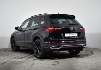 Подержанный автомобиль Volkswagen Tiguan 2021 года (6 фото)