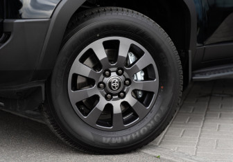 Новый Toyota Land Cruiser Prado 2026 (27 фото)