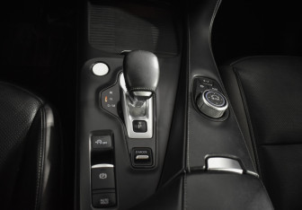 Подержанный автомобиль Infiniti QX50 2018 года (17 фото)