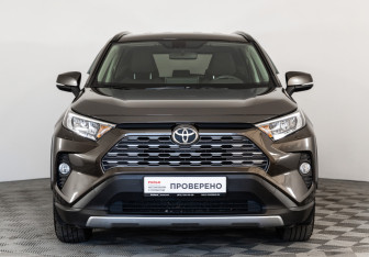 Подержанный автомобиль Toyota RAV4 2020 года (2 фото)