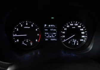 Подержанный автомобиль Hyundai Solaris Sedan 2017 года (12 фото)