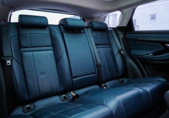 Подержанный автомобиль Land Rover Range Rover Evoque 2020 года (31 фото)