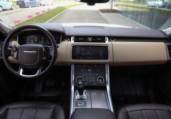 Подержанный автомобиль Land Rover Range Rover Sport 2018 года (8 фото)