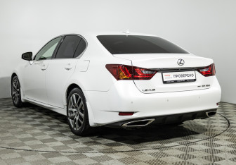Подержанный автомобиль Lexus GS 2014 года (7 фото)