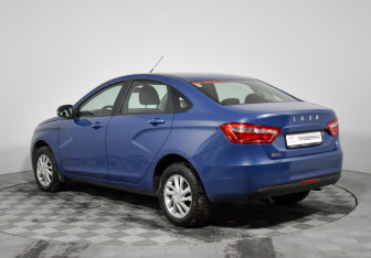 Подержанный автомобиль LADA (ВАЗ) Vesta Sedan 2016 года (7 фото)