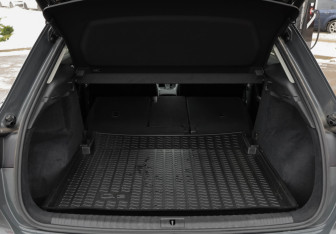 Подержанный автомобиль Audi Q3 2020 года (35 фото)