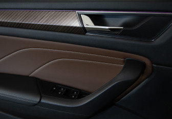 Подержанный автомобиль Skoda Kodiaq 2023 года (19 фото)