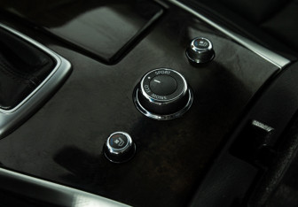 Подержанный автомобиль Infiniti QX60 2014 года (19 фото)