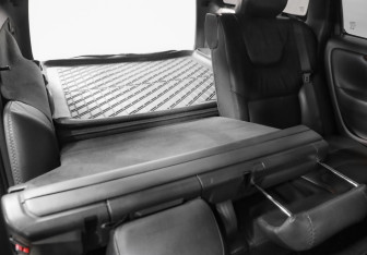 Подержанный автомобиль Volvo XC70 2006 года (21 фото)