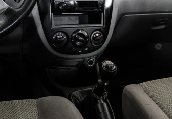 Подержанный автомобиль Chevrolet Lacetti Hatchback 2007 года (11 фото)