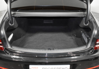 Подержанный автомобиль Genesis G80 2021 года (19 фото)