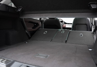 Подержанный автомобиль Land Rover Range Rover Evoque 2024 года (38 фото)