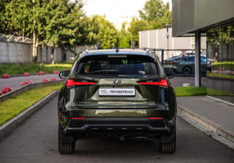 Подержанный автомобиль Lexus NX 2021 года (7 фото)