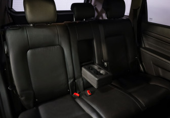 Подержанный автомобиль Chevrolet Captiva 2013 года (27 фото)