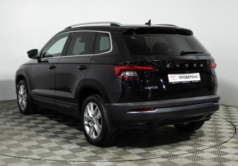 Подержанный автомобиль Skoda Karoq 2021 года (7 фото)