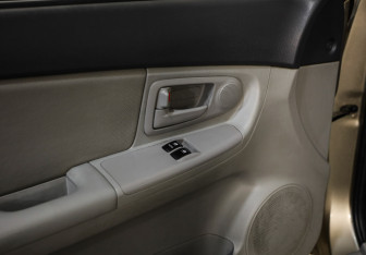 Подержанный автомобиль Kia Cerato Sedan 2008 года (15 фото)