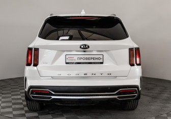 Подержанный автомобиль Kia Sorento 2020 года (7 фото)