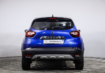 Подержанный автомобиль Renault Kaptur 2021 года (6 фото)