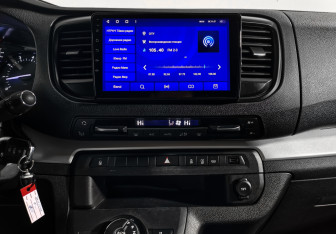 Подержанный автомобиль Peugeot Traveller 2021 года (18 фото)