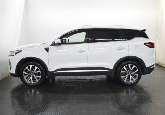 Подержанный автомобиль Chery Tiggo 7 Pro Max 2024 года (8 фото)