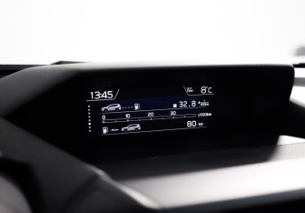 Подержанный автомобиль Subaru Forester Suv 2018 года (18 фото)