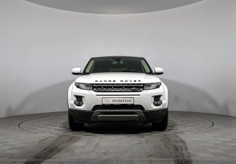 Подержанный автомобиль Land Rover Range Rover Evoque 2013 года (2 фото)