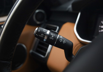 Подержанный автомобиль Land Rover Range Rover Sport 2021 года (17 фото)