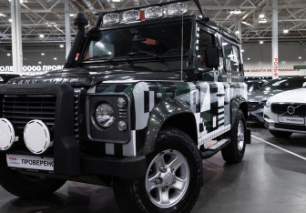 Подержанный автомобиль Land Rover Defender Suv 2007 года (2 фото)
