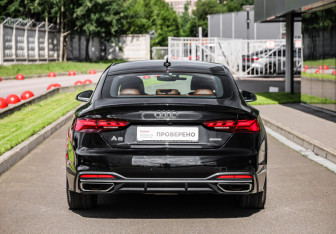 Подержанный автомобиль Audi A5 Liftback 2020 года (7 фото)