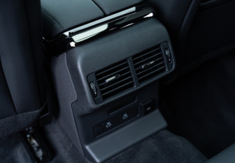 Новый Land Rover Range Rover Velar 2025 (14 фото)