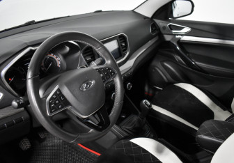 Подержанный автомобиль LADA (ВАЗ) Vesta Sedan 2023 года (9 фото)