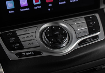 Подержанный автомобиль Nissan Murano Suv 2010 года (16 фото)