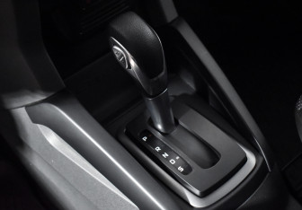 Подержанный автомобиль Ford EcoSport 2015 года (11 фото)
