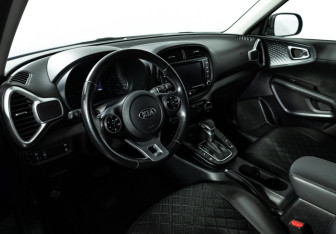 Подержанный автомобиль Kia Soul 2021 года (11 фото)