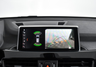 Подержанный автомобиль BMW X1 2020 года (17 фото)