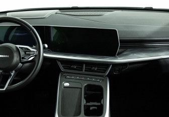 Подержанный автомобиль Haval F7 2024 года (14 фото)