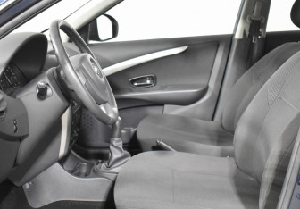 Подержанный автомобиль Nissan Almera Sedan 2014 года (10 фото)