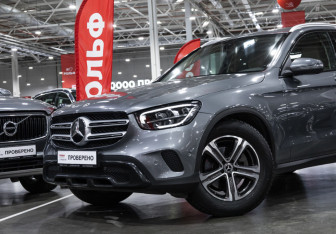 Подержанный автомобиль Mercedes-Benz GLC Coupe 2021 года (2 фото)