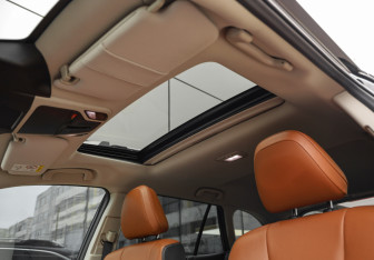 Подержанный автомобиль Subaru Outback Wagon 2022 года (32 фото)