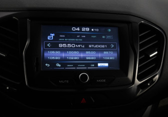 Подержанный автомобиль LADA (ВАЗ) Vesta Sedan 2017 года (19 фото)