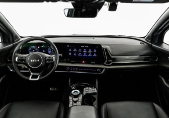 Подержанный автомобиль Kia Sportage 2022 года (11 фото)