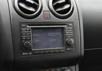 Подержанный автомобиль Nissan Qashqai 2011 года (17 фото)